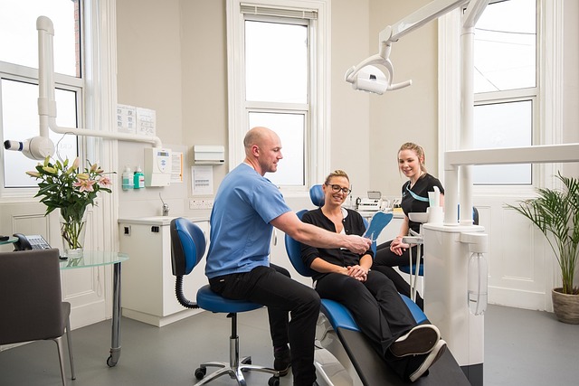 Ontmaskerd: de waarheid over tanden bleken - methoden, voordelen, nadelen en risico's